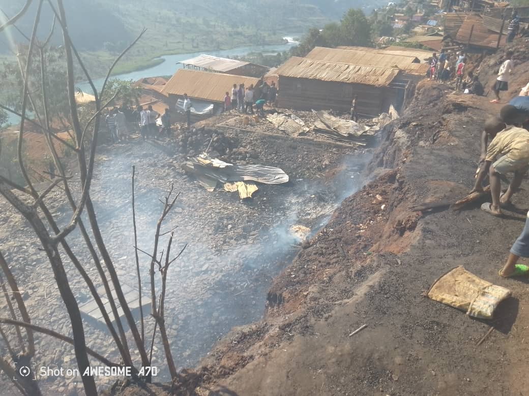 RDC : Un centre médical, dix maisons d’habitation et des kiosques ont été ravagés dans un incendie à Bukavu