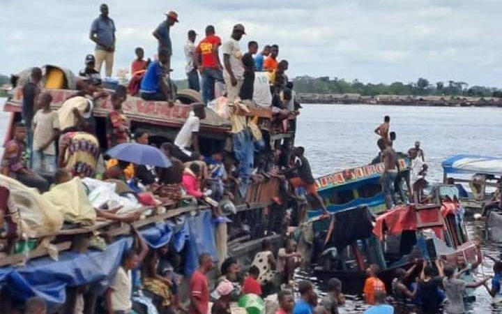 Kinshasa: Félix Tshisekedi s’est dit meurtri par le drame du naufrage survenu sur la rivière Kwa, dont le bilan provisoire fait état de plus de 80 morts