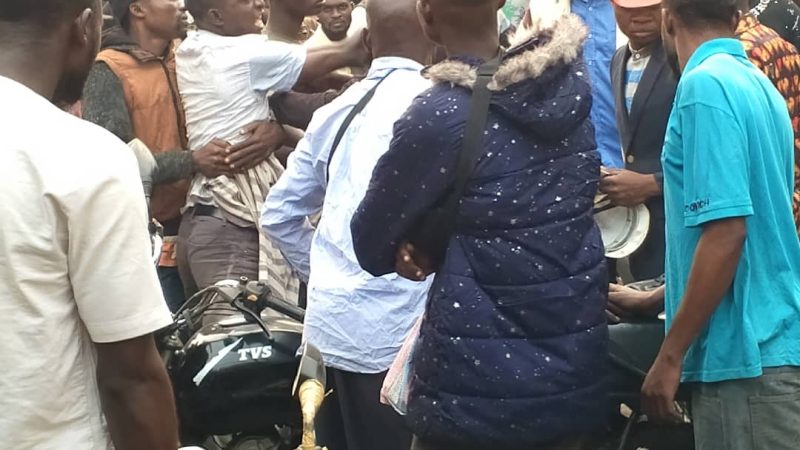 Transport en commun à Kinshasa : les agents provinciaux de transport en échauffourées avec les motocyclistes